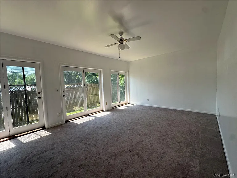165 Ulster Ave #8 — Photo 32