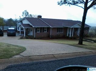 305 Sky Dr E, Anniston, AL 36207