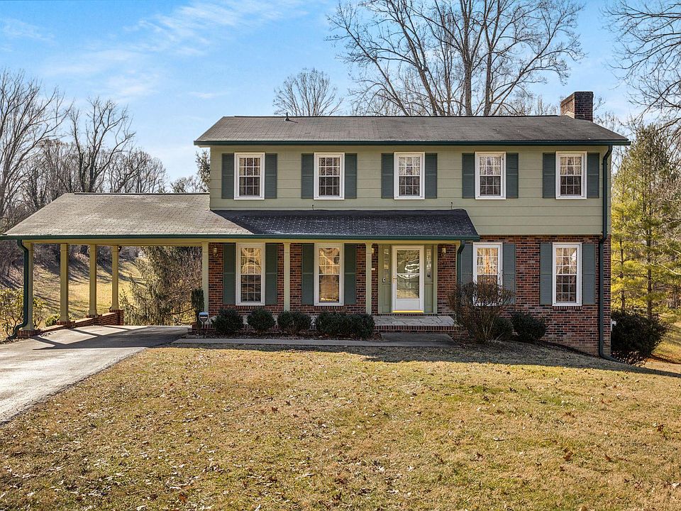 1st image of 240 Forest Hills Dr