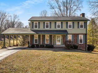 240 Forest Hills Dr, Bristol, TN 37620