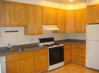 3334 22nd St APT B, San Francisco, CA 94110