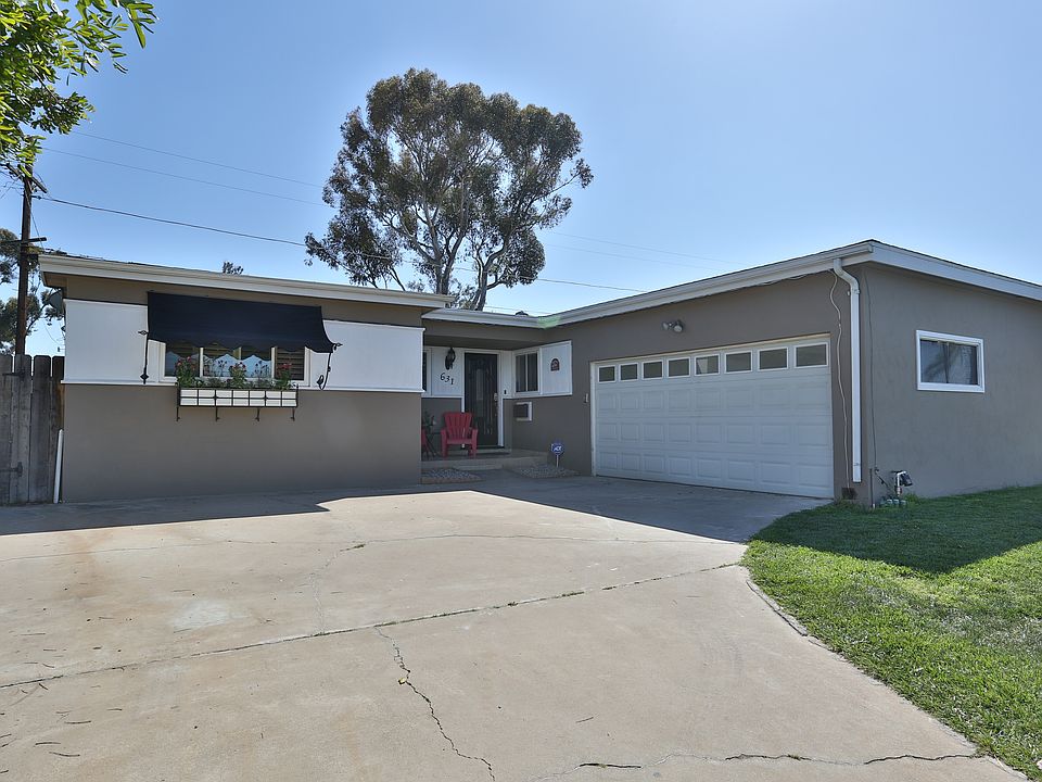 1st image of 631 Sandalwood Dr