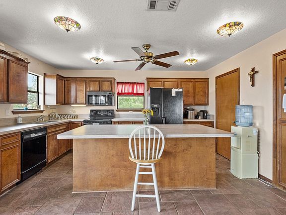 5th image of 13803 Norris Rd