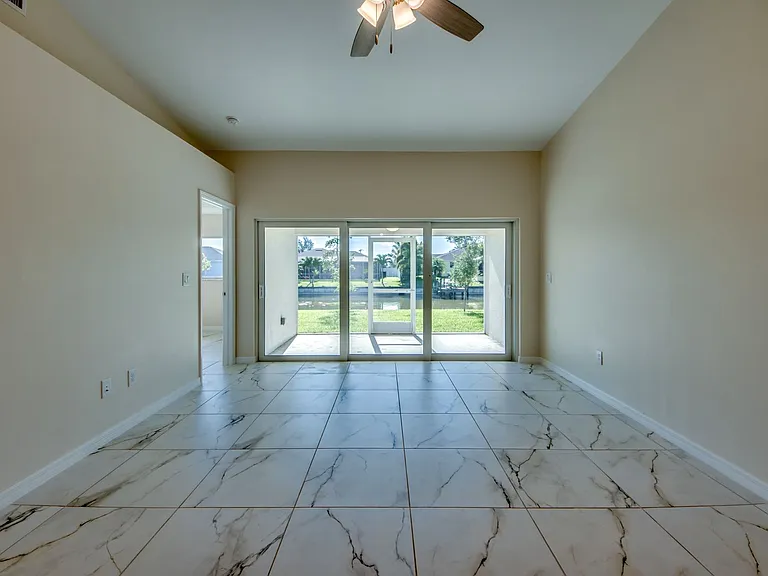 3419-3421 SW 15th Pl — Photo 28