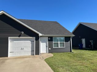 563B Heritage Pointe Dr #B, Clarksville, TN 37042