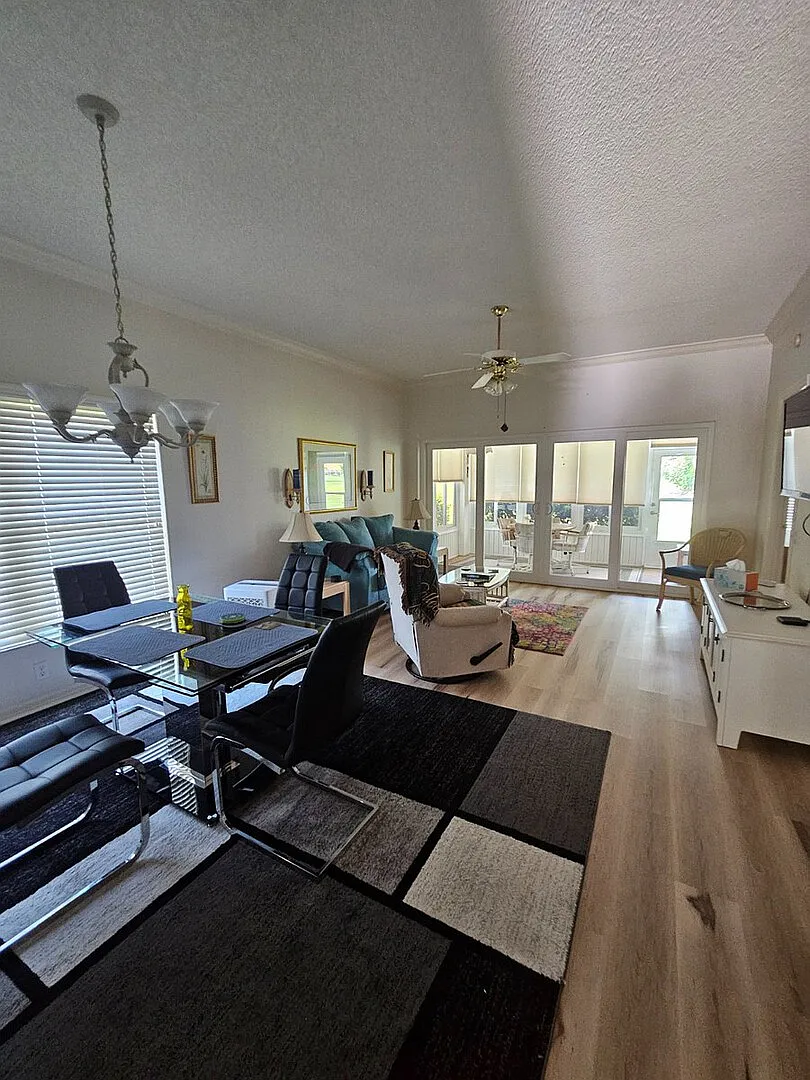 Stunning Fully Furnished 3-Bed Condo on Golf Course with Resort-Style — Photo 1