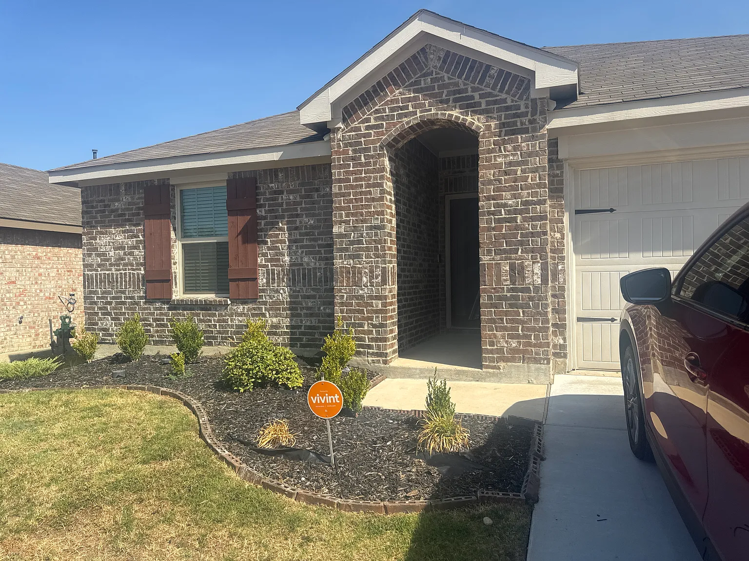 4 bed, 1875 sqft, $2,717 — Photo 2