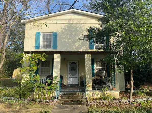 1657 3rd Ave, Dothan, AL 36301