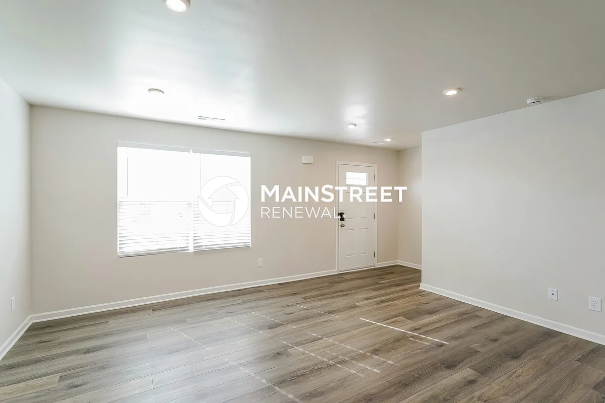 Living Room - 3056 Sapgate Ln