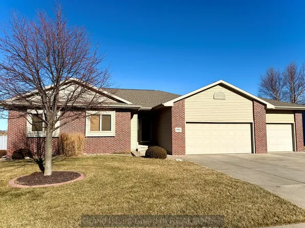 4012 Indianhead Dr, Grand Island, NE 68803