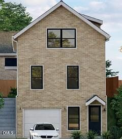 1st image of 414 Everett Pl