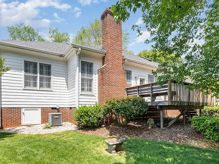 612 Hardimont Rd — Photo 23