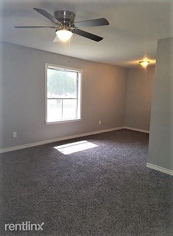 BR1603 - Living Room 1