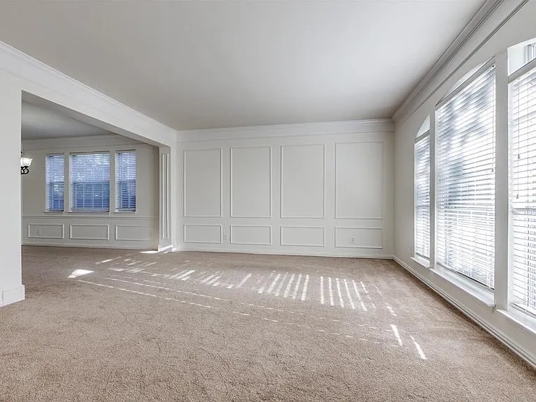 8924 High Meadows Dr — Photo 12