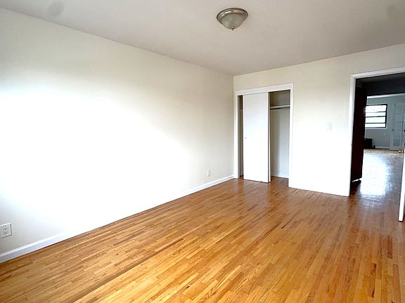 5th image of 25-22 47th St #3B