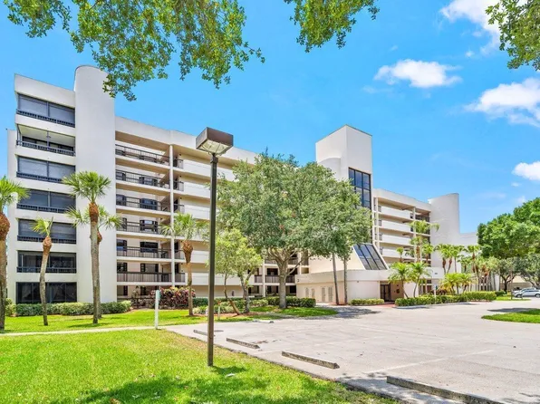 6320 BOCA DEL MAR Drive #302, Boca Raton, FL 33433