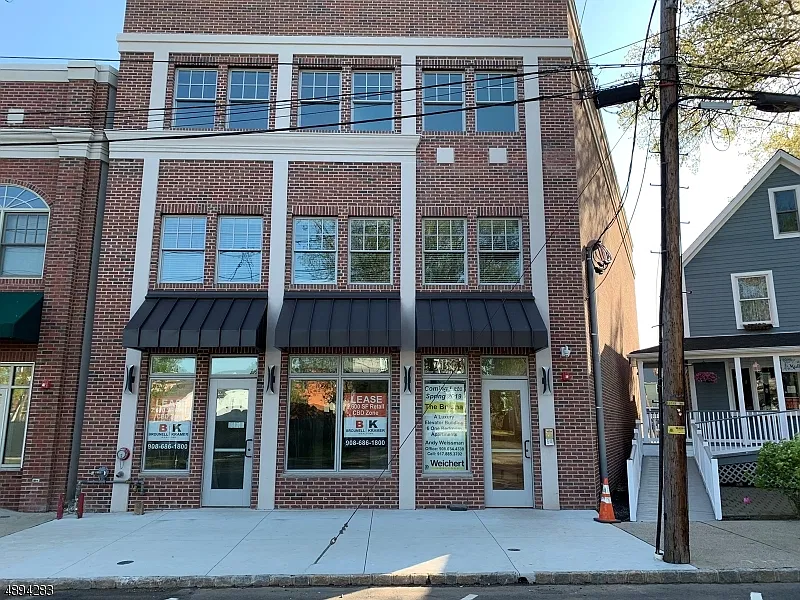 1 bed, 1.0 bath, $2,550 — Photo 1