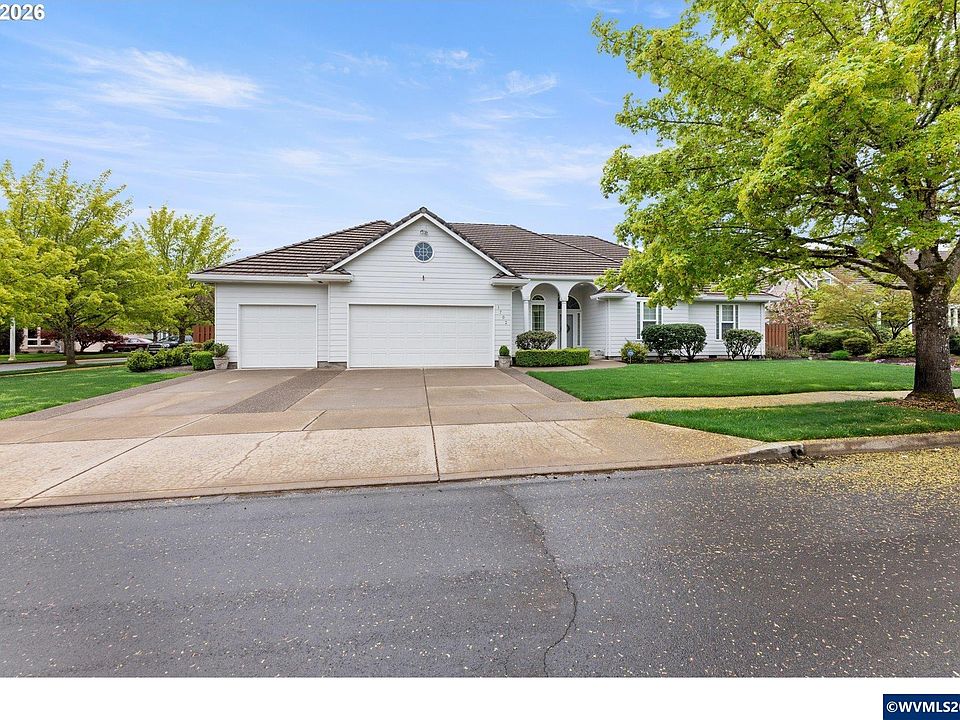 1st image of 1702 NW Troon Ct