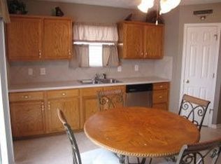 2611 S 17th St, Council Bluffs, IA 51501
