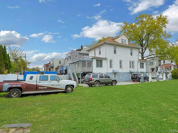 3rd image of 511 Beach Avenue