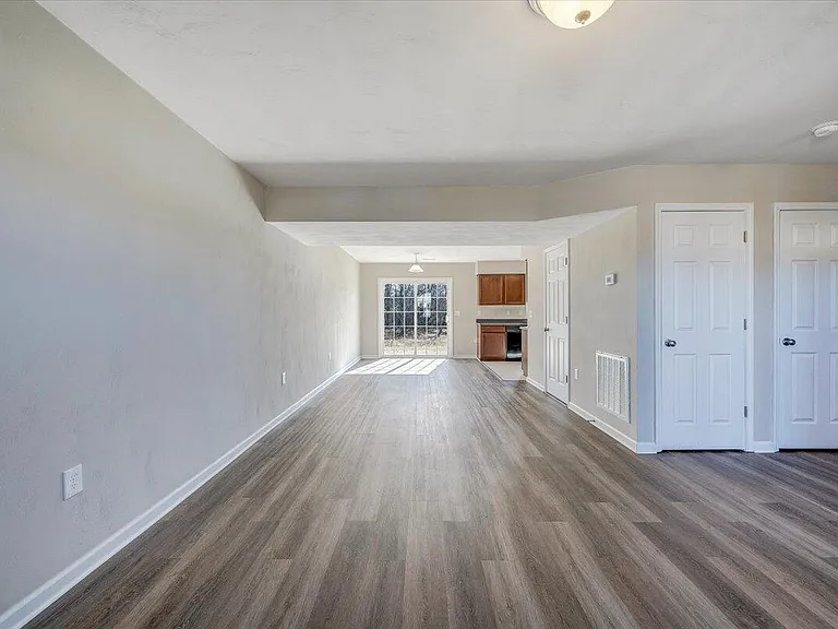4602 Spring Willow Ln NW — Photo 7