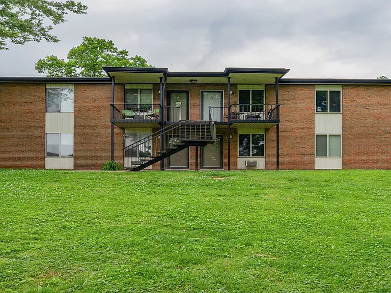 2601 Hillsboro Pike #L12 — Photo 2