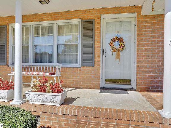 2nd image of 101 Cherrylane Dr