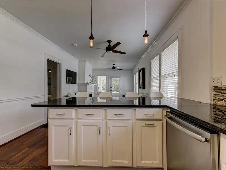 454 Kendrick Ave SE — Photo 12