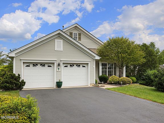 2nd image of 30 Gardenways Court