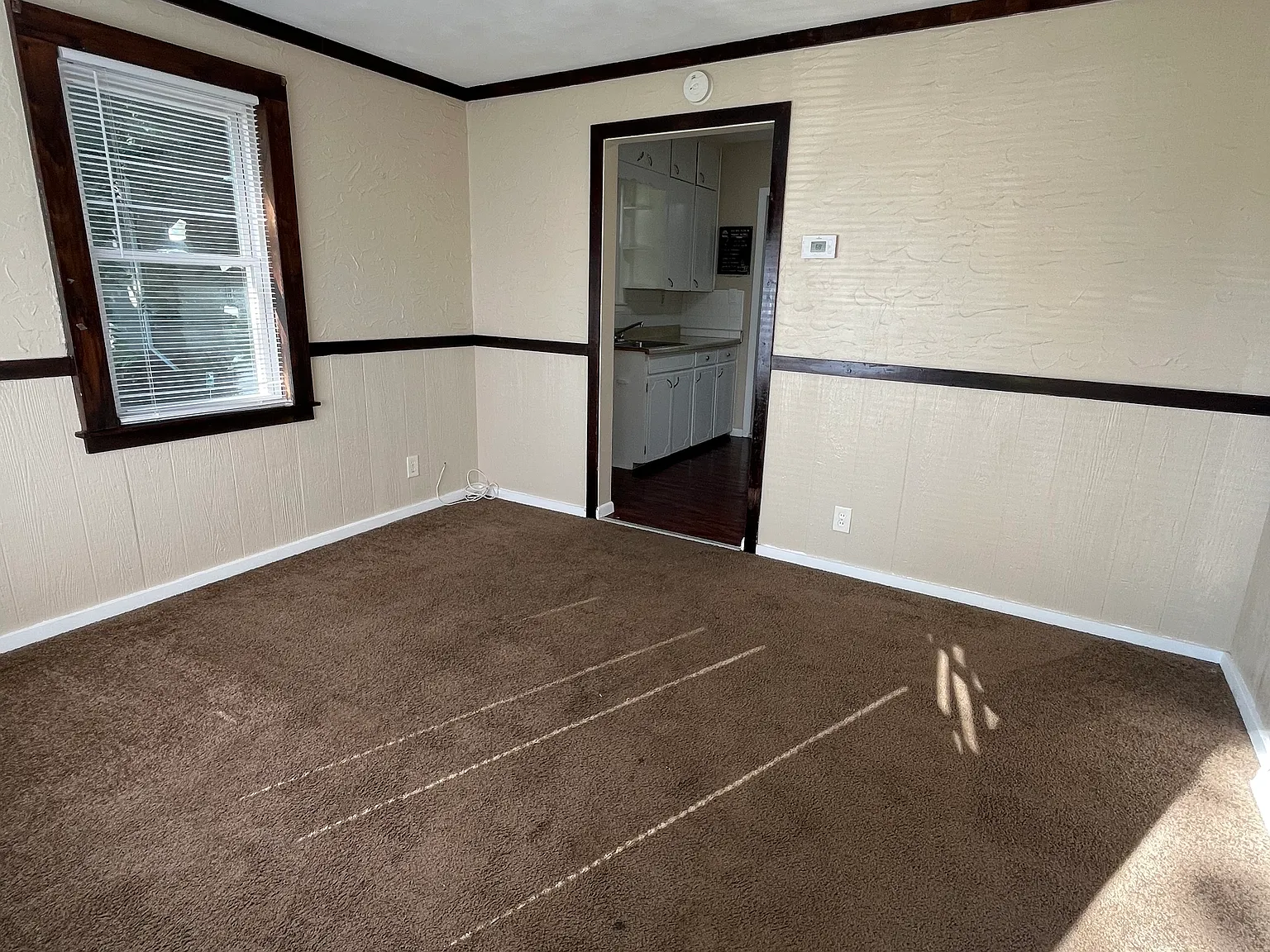 31709 Grove St — Photo 2