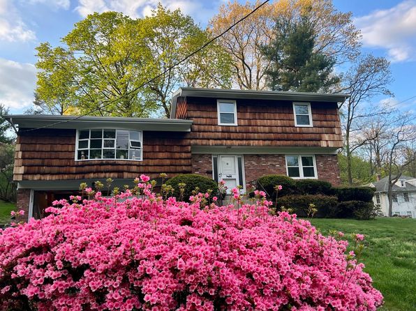 101 Hillcrest Rd