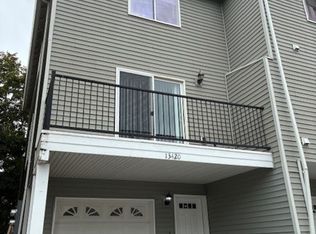 13414 SE Division St, Portland, OR 97236
