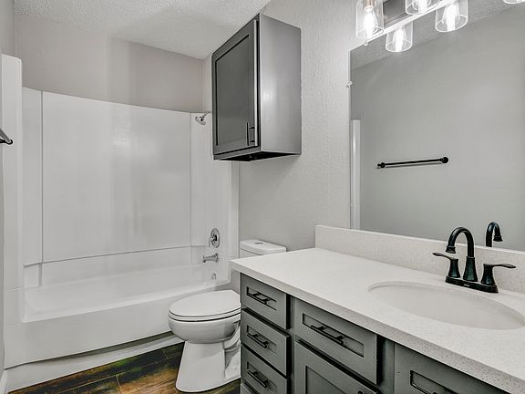 4th image of 6860 Prutzman Rd #16