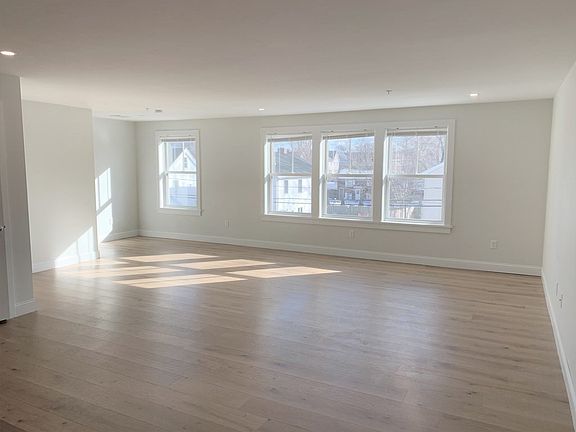 5th image of 1 Broadway Ave APT 5