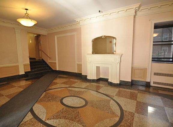 2nd image of 4115 45th St APT 6A