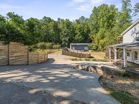 4th image of 4731 State Park Rd