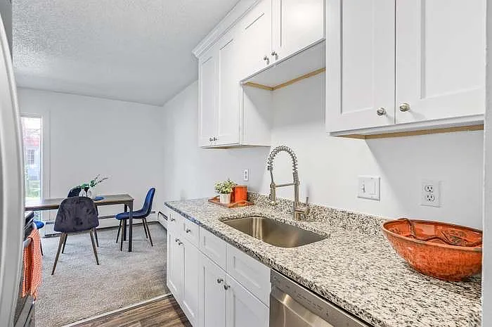 819 Smetana Rd #3 — Photo 7