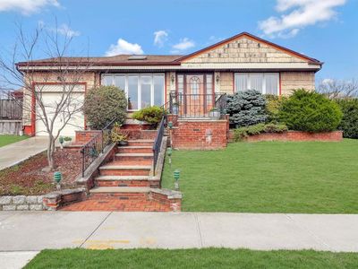 261-15 Bridgewater Avenue, Glen Oaks, NY, 11004