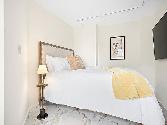 4th image of 205 W End Ave APT 15F