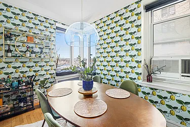 Dining area thumbnail