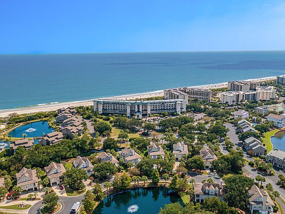3rd image of 601 Retreat Beach Circle #505