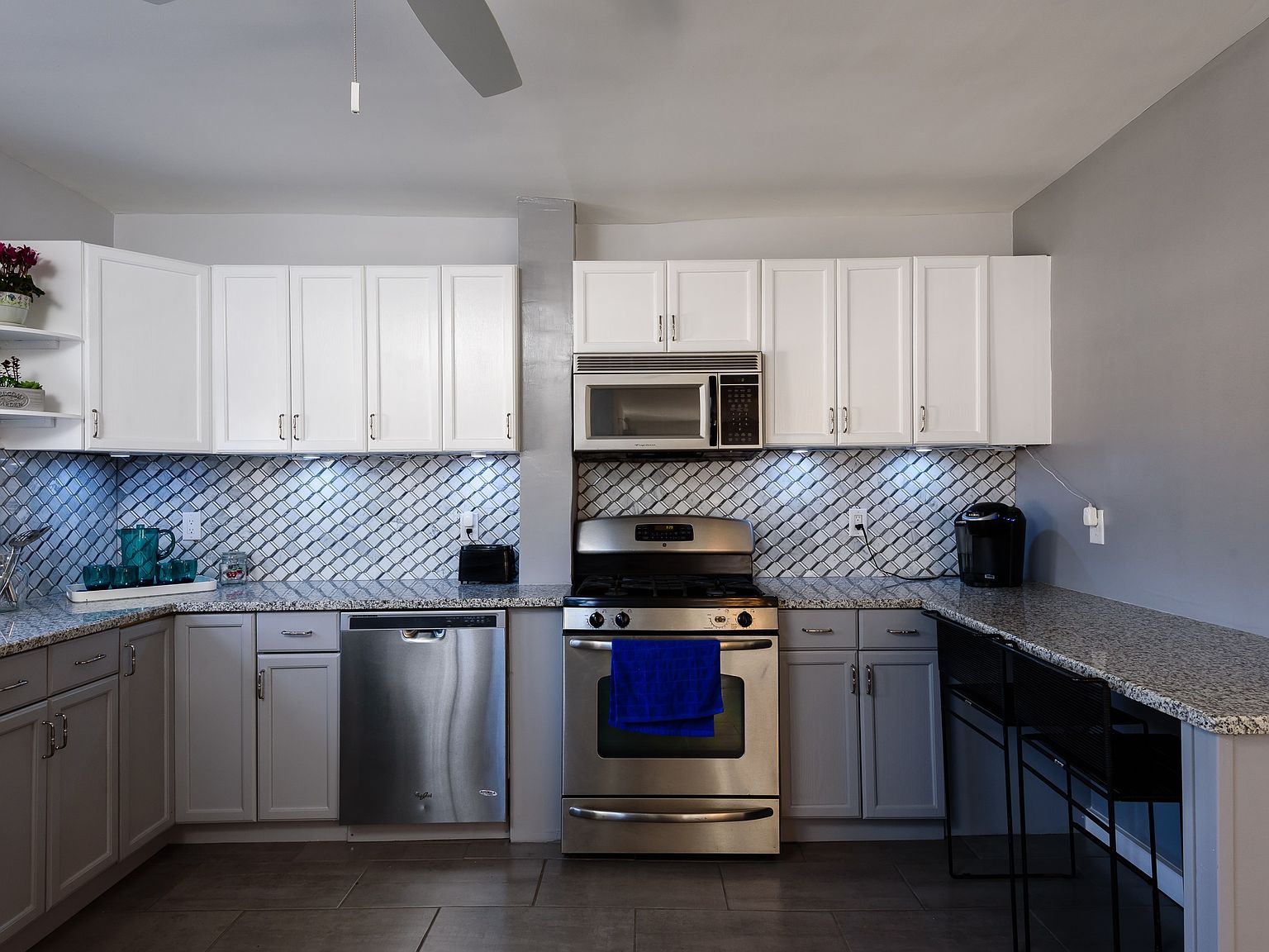 1407 Morton Ave, Folsom, PA 19033 Zillow