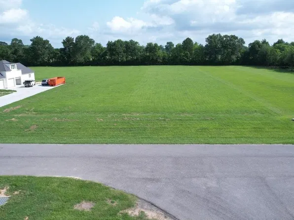 200 Coteau Ridge Rd, Carencro, LA 70520