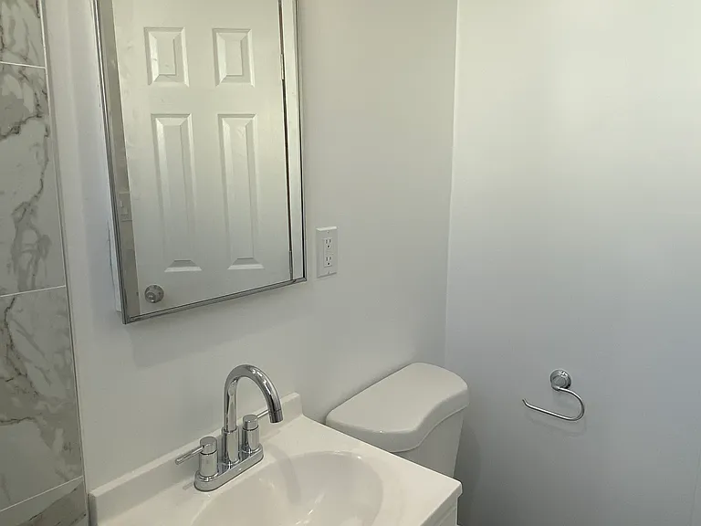 40 Bennett Ave #3 — Photo 5