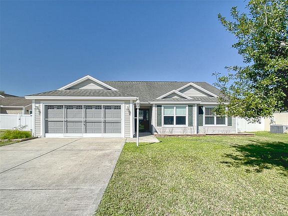 3rd image of 12085 NE 51st Cir