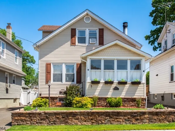 41 Frederick Ave, Hawthorne Boro, NJ 07506