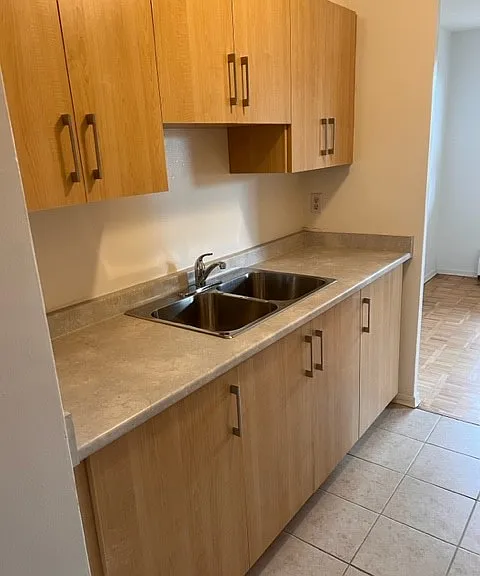 105 Winlane Dr #112 — Photo 1