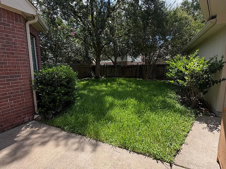 2107 Hill Canyon Ct — Photo 21