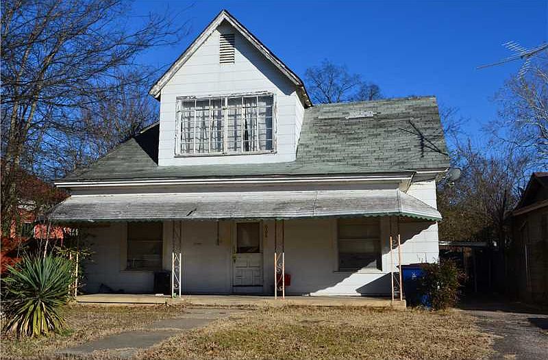 2nd image of 906 N 35th St