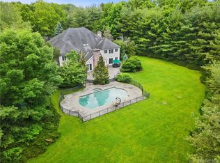 9 Lincoln Woods, Purchase, NY 10577